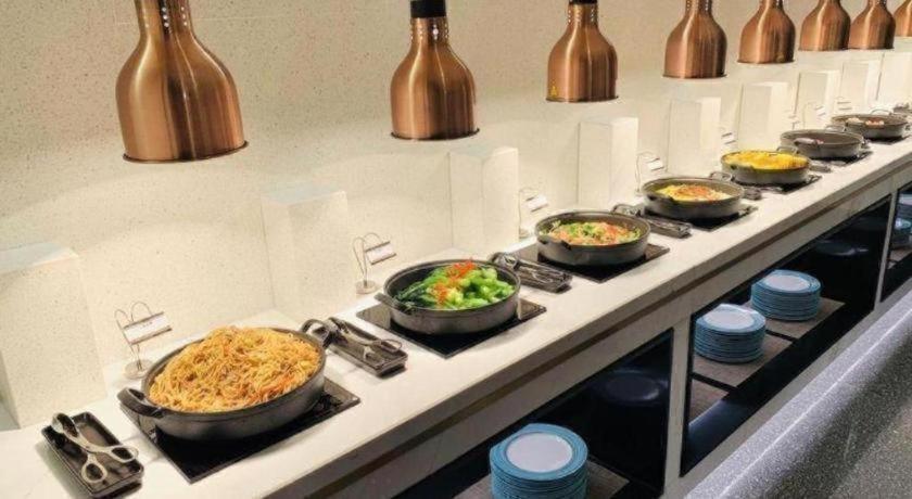 Citadines Lujiazui Hotel 4*